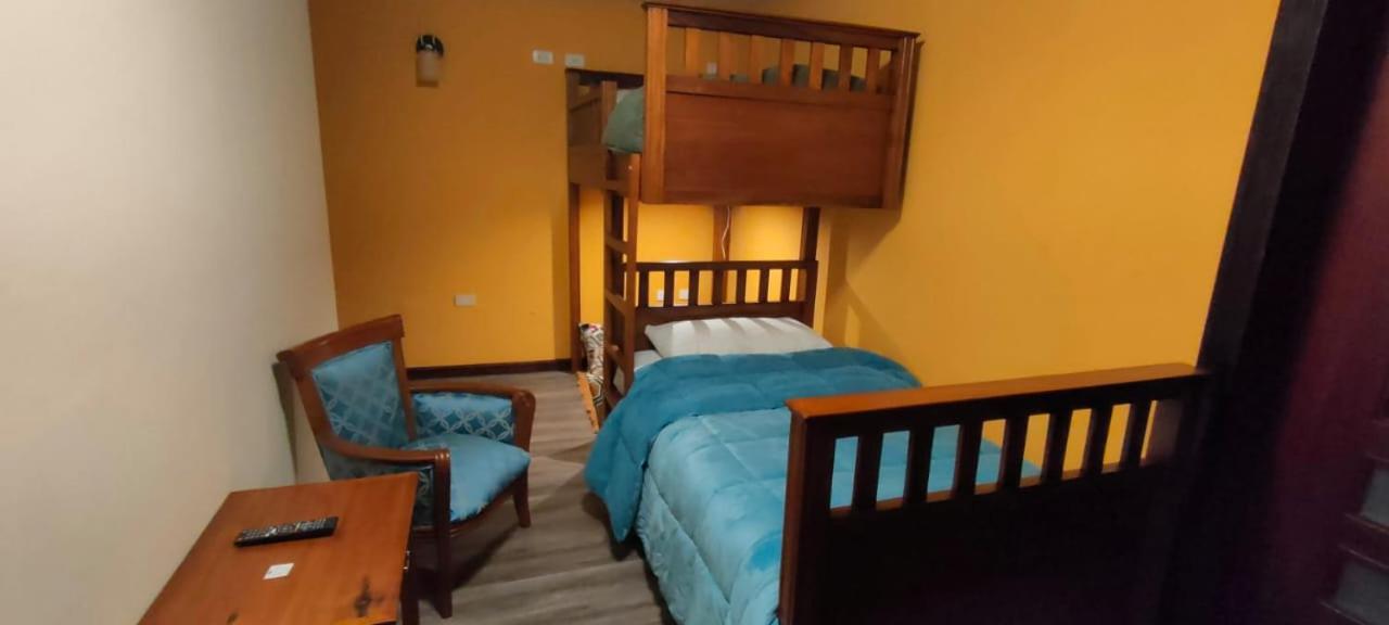 Hostal Dulce Hogar Латакунґа Екстер'єр фото