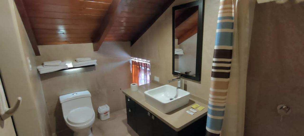 Hostal Dulce Hogar Латакунґа Екстер'єр фото