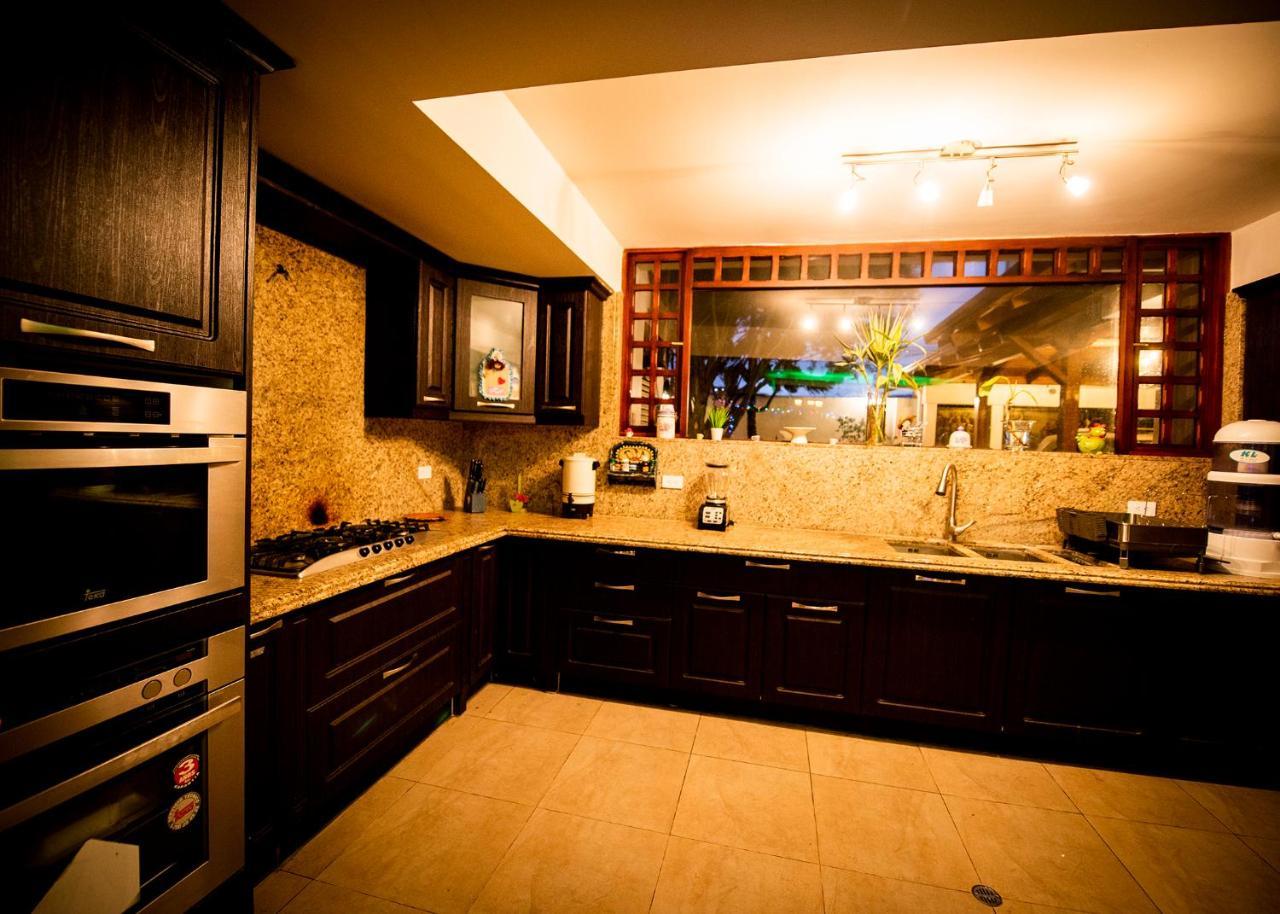 Hostal Dulce Hogar Латакунґа Екстер'єр фото